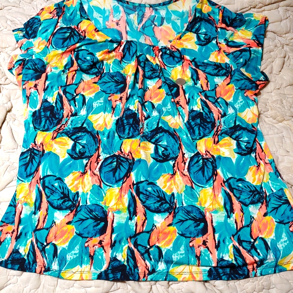 Worthington Sz 1X Floral Stretchy Top